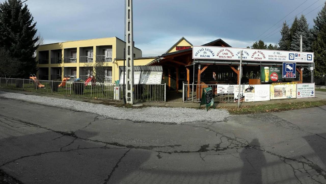 Grill Terasz Etterem Es Szallashely Mezokovesd Bagian luar foto