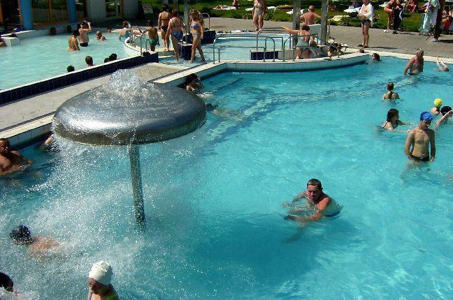 Grill Terasz Etterem Es Szallashely Mezokovesd Bagian luar foto